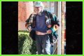 Gary Busey Pulls Pants Down, Exposes Penis to Urinate in Public